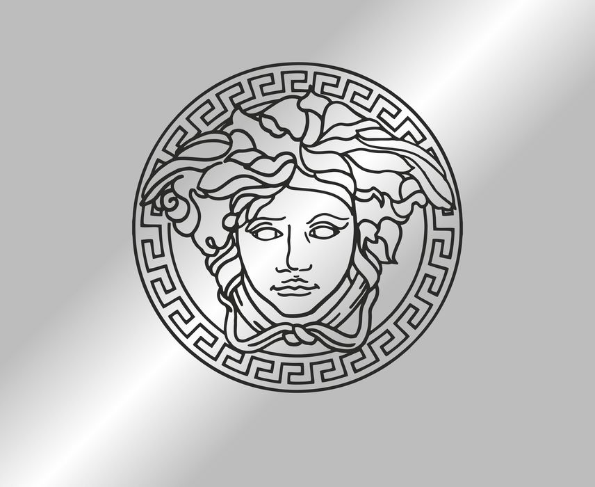 В продаже наклейка версаче