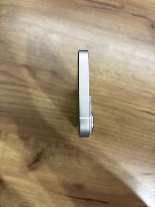 Iphone 14 с оставаща гаранция