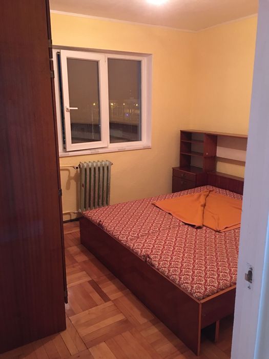 Inchiriez aparrtament 3 camere zona Garii