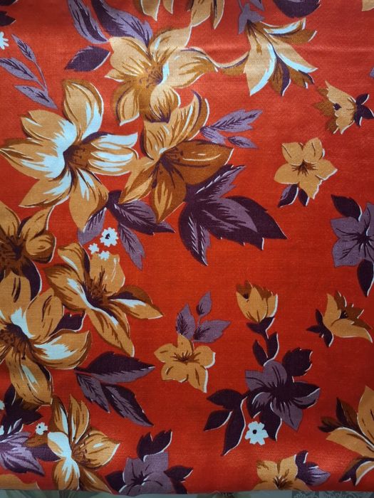 Отрез натуральной ткани крепсатин длиной 5м