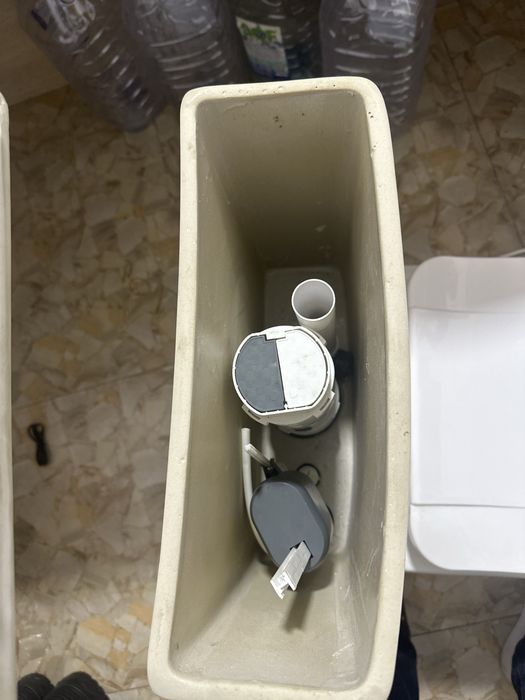 Унитаз OSIS srochno sotiladi