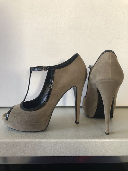 Pantofi open toe Gucci