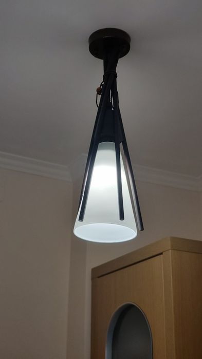 Corpuri de iluminat pentru hol