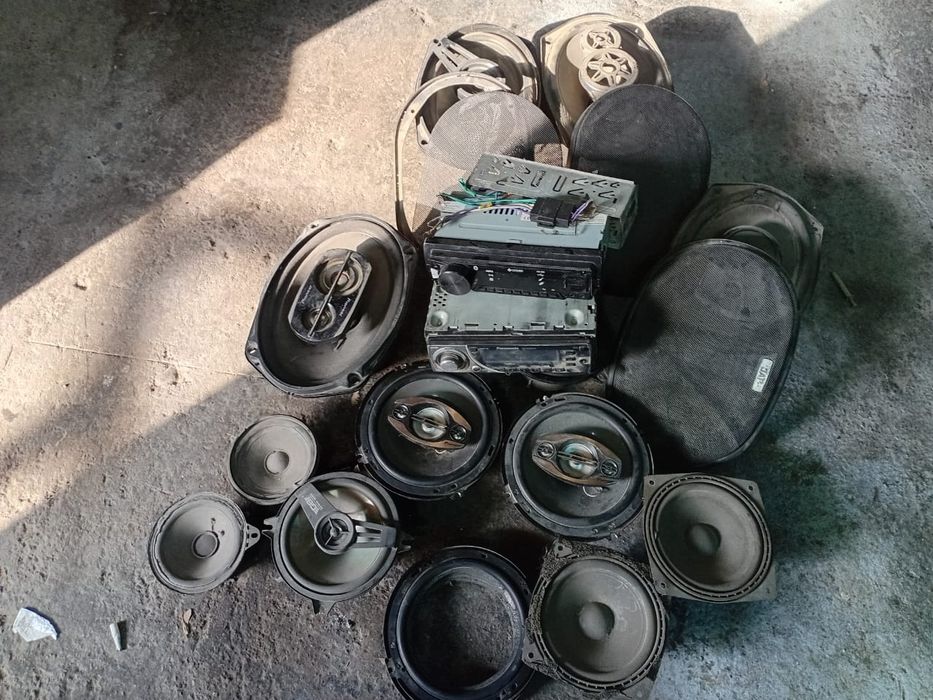 Продам колонки и 2 магнитафона