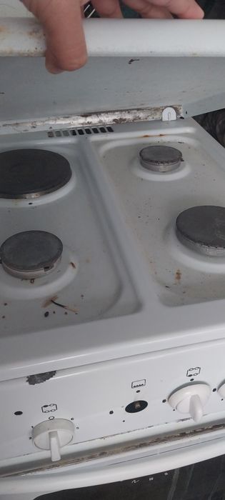 Продаётсья газ плита