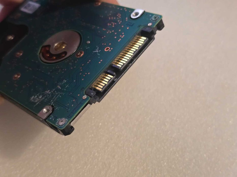 Hard disk laptop HGST 1TB SATA-III 2.5 inch 7200RPM 32MB HTS721010A9E630