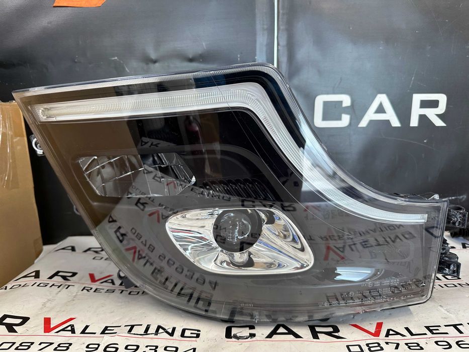 Фар фарове десен Mercedes Actros MP5 Мерцедес Актрос far farove LED