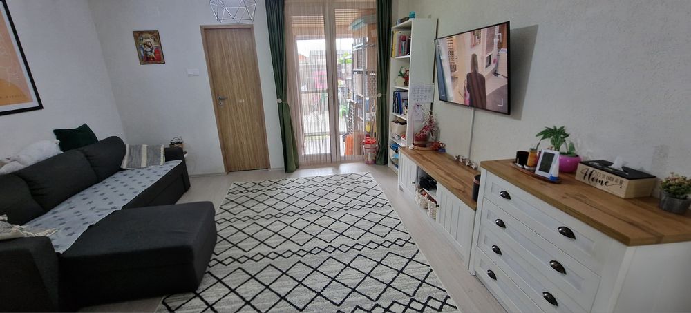 Casa tip multiplex de vanzare