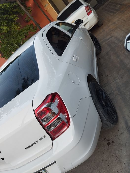 Chevrolet Cobalt 2022 — 4