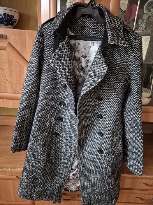 Пальто сатылады киілген размері 36