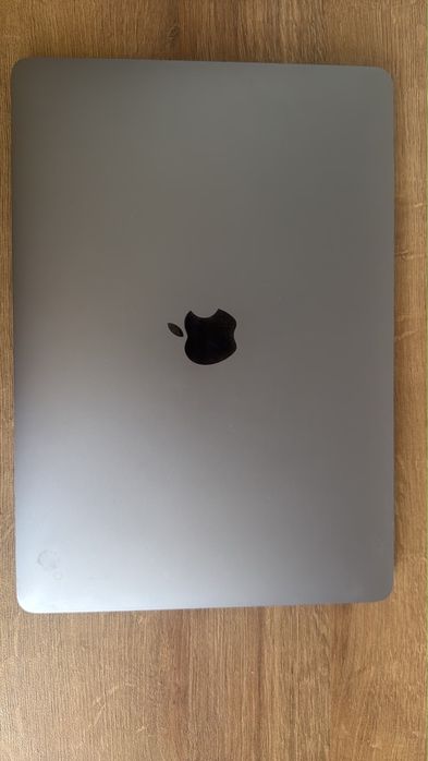 продам macbook air m1