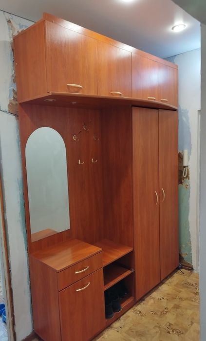 Шкаф в прихожую  с