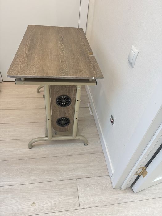 Стол письменный компьютерный