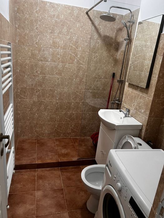 Garsoniera de inchiriat zona Micro