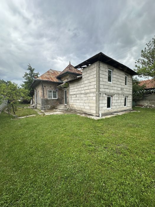 Casa de vanzare in Tătărani Dâmbovița
