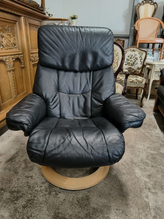 Relax кресло с повдигаща се облегалка от естествена кожа