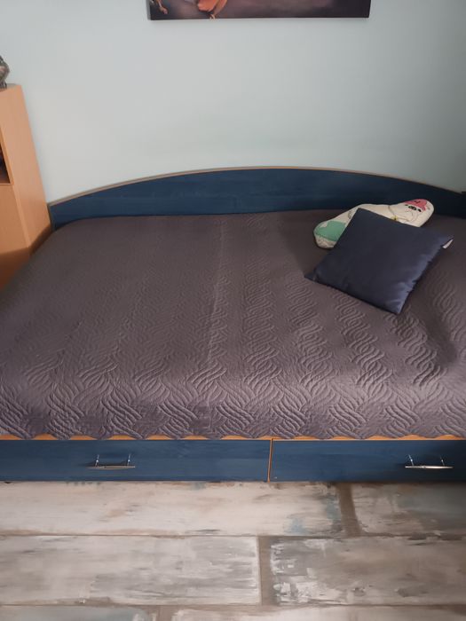 Мебели за юношеска стая