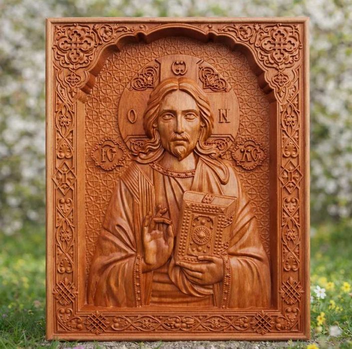 Икона Исус Христос  – дърворезба върху масив, авторски модел