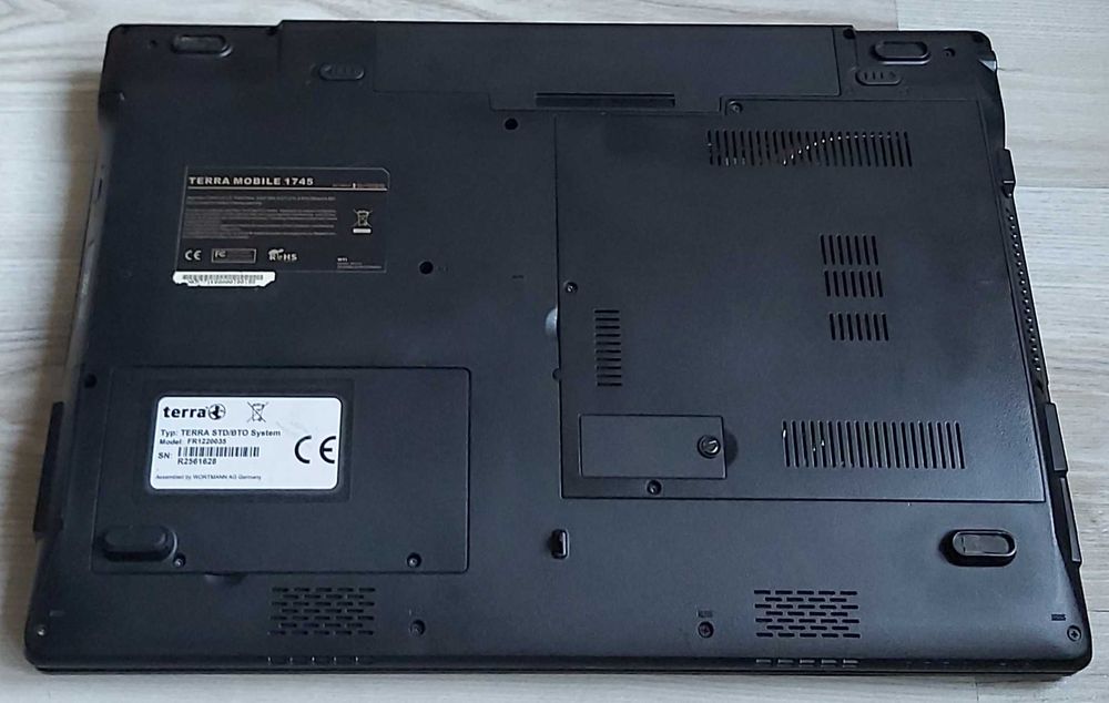Vand  Terra Mobile(laptop) display 17" DDR2