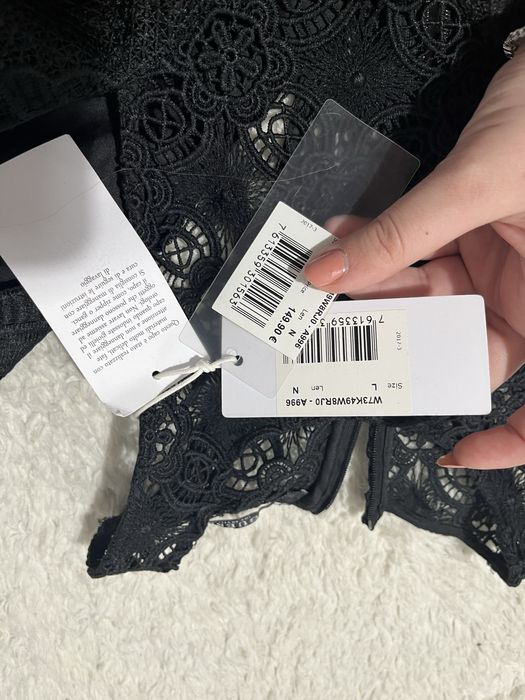 rochie Guess noua cu eticheta marimea L