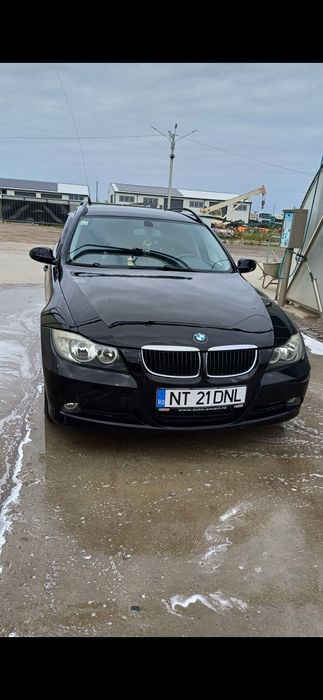 Se vinde BMW SERIA  3 E90