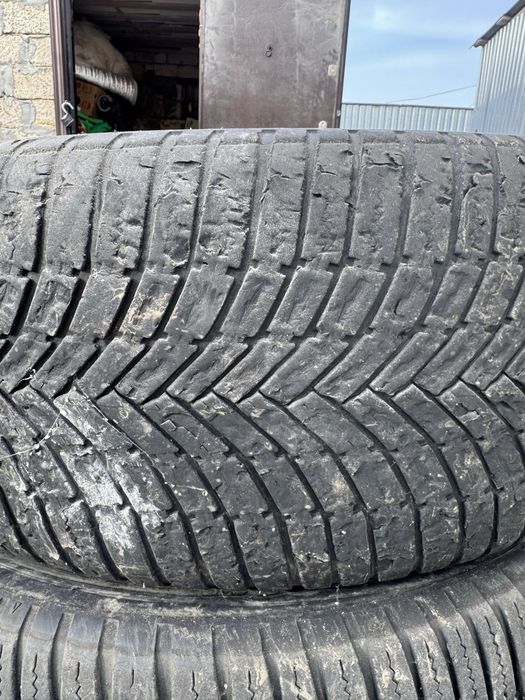 Шины 235/50 R19 Бриджстоун