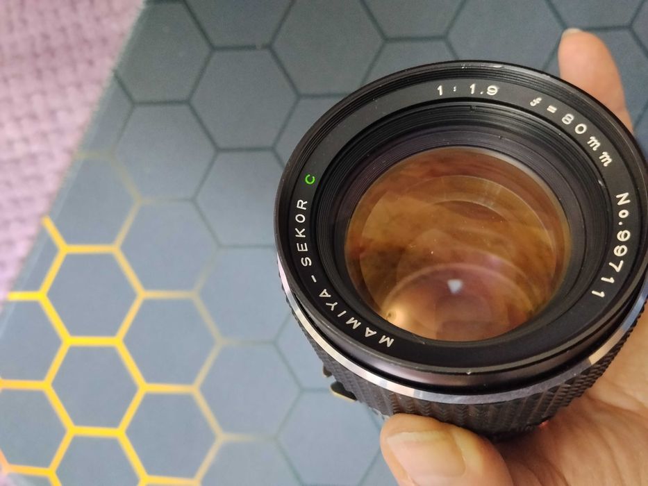 Продам легендарный объектив Mamia-Sekor 80mm 1.9