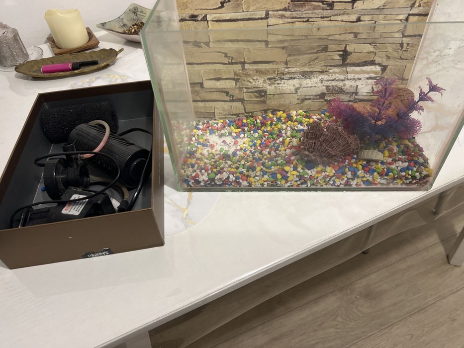 Продам аквариум с насосом