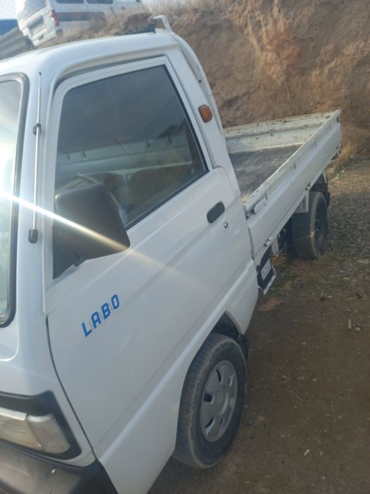 Labo sotiladi srochna