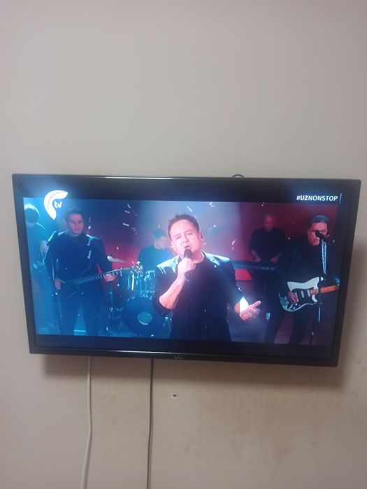 Телевизор Артел 32