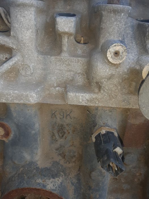 Motor, bloc  motor, chiuloasa si baie de ulei renault clio simbol K9K