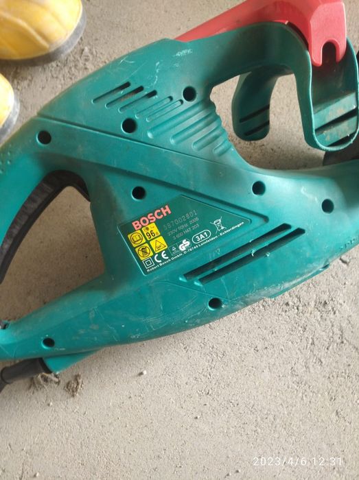 Foarfeca tuns gard viu Bosch 4-16 easyHedgecut