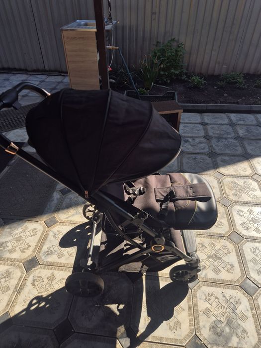 Продается детская коляска