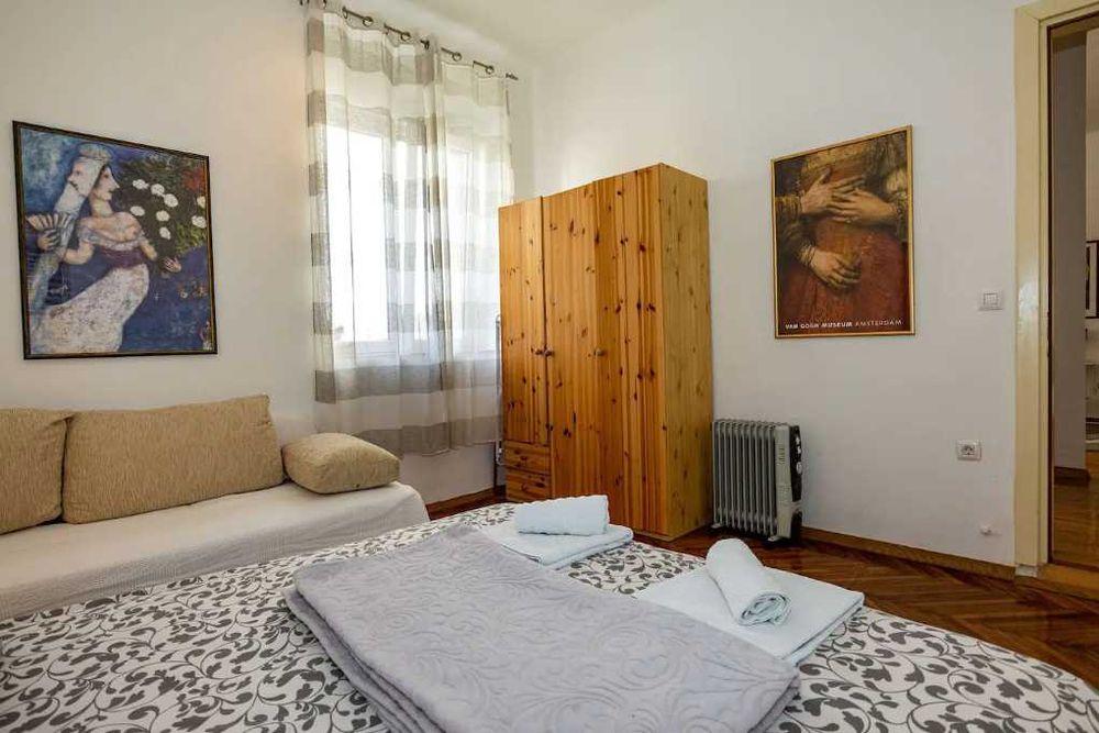 Дава се под наем Едностаен апартамент в Пловдив, Централна гара - 39 кв.м за 173.4 € - Снимка #2