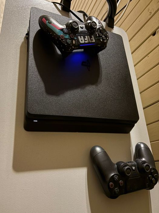 Sony playstation 4 slim ps4 playstation 4