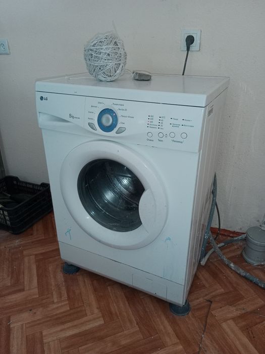 Продам стиральную машину