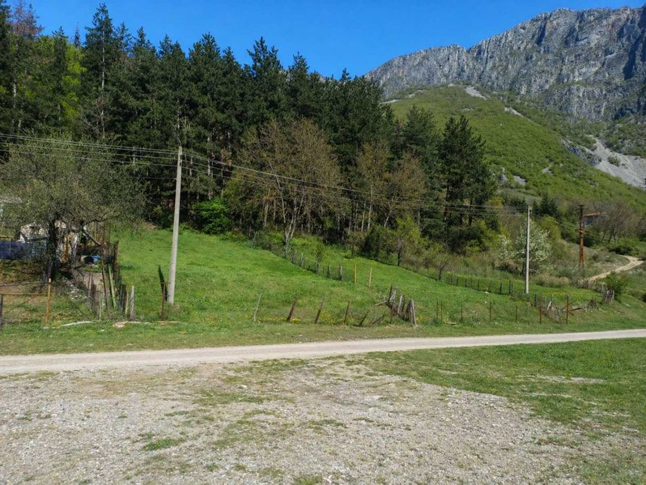 Продава се Парцел в Враца, Център - 820 кв.м за 19 €/кв.м - Снимка #1