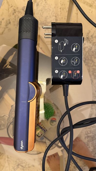 dyson airstrait original