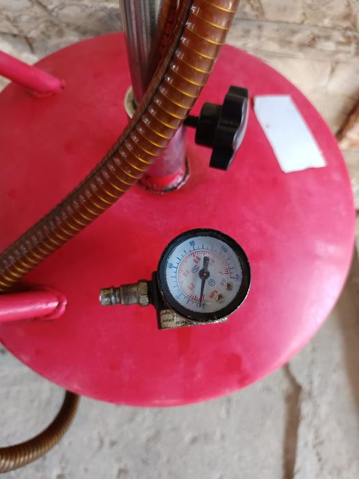 машина за източване на масло