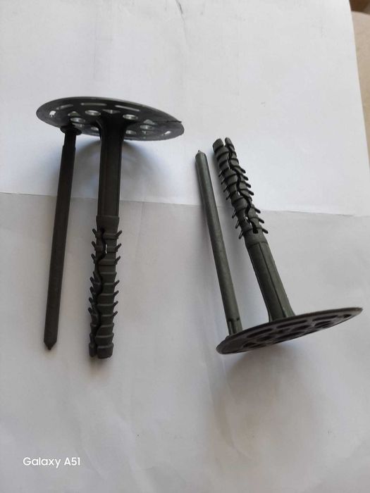 дюбел за топлоизолация