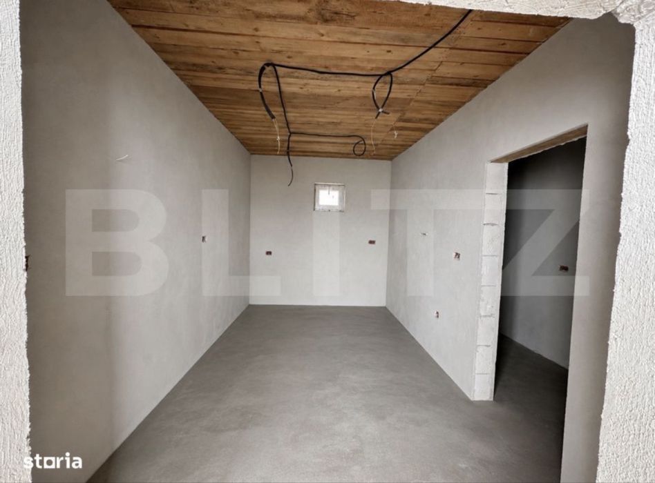 Casa de vanzare, 5 camere, nou renovata!
