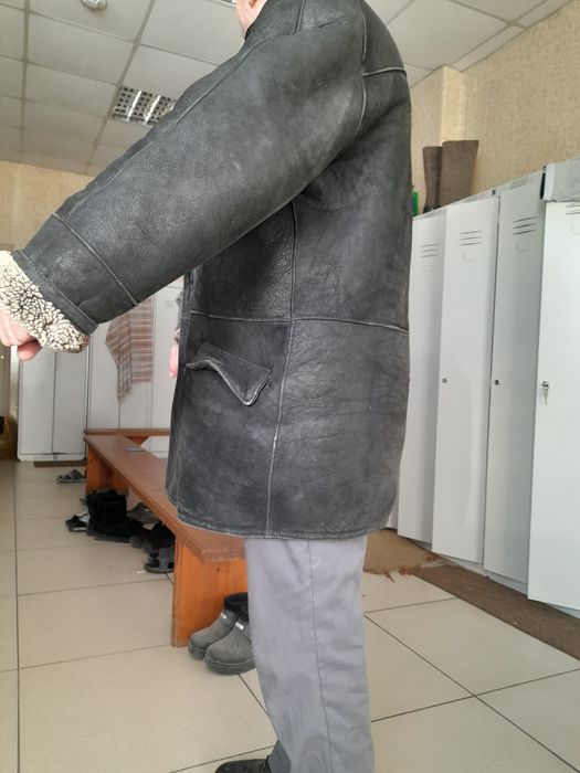 Дубленка б/у в хорошем состоянии.