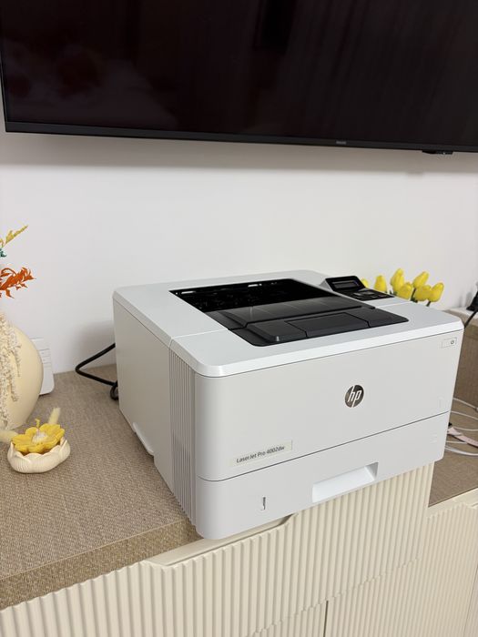 Imprimanta Laser monocrom HP LaserJet Pro 4002DW, Wireless, Bluetooth