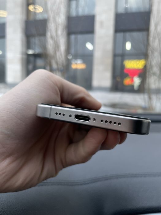 Айфон 15 про 256г