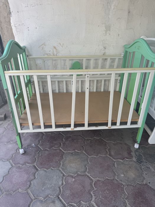 Манеж детский продам