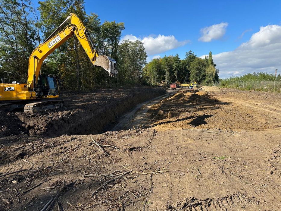 Inchiriere excavatoare /decopertari/sapaturi