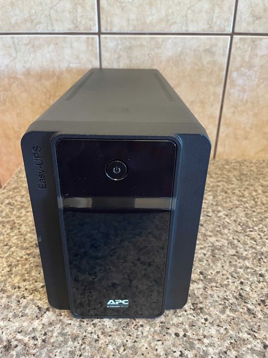 APC Easy UPS surse de curent Line-Interactive 2,2 kVA 1200 W 6 ieșirII