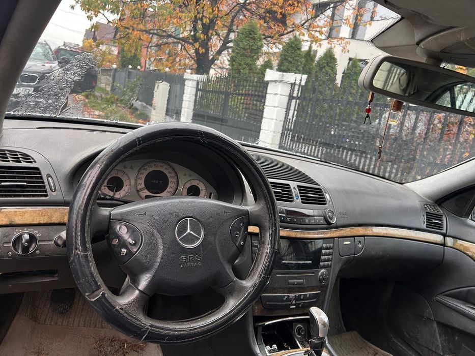 Mercedes E-class Diesel Manual
