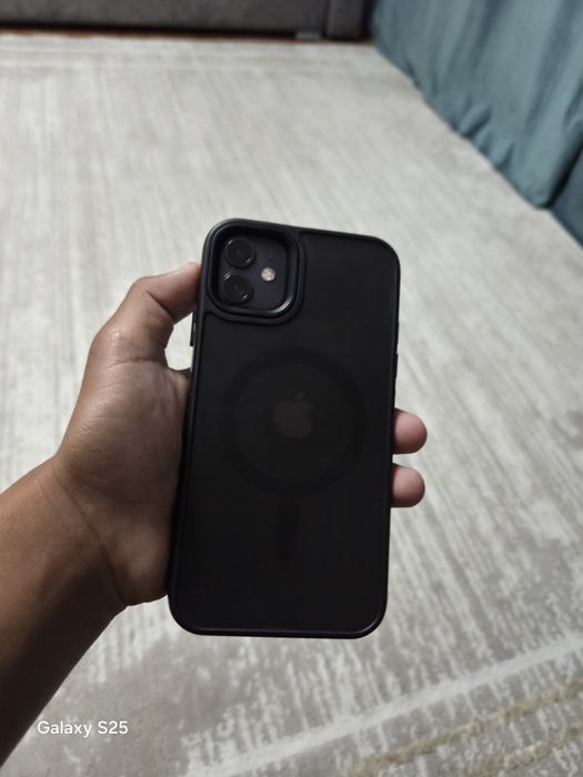 iPhone 11 продается срочно