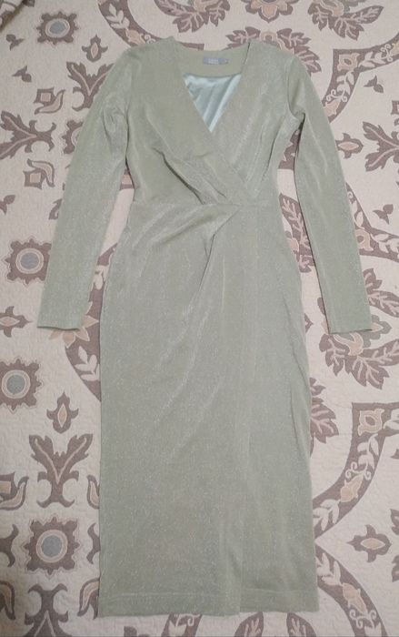 Продам платья Lichi